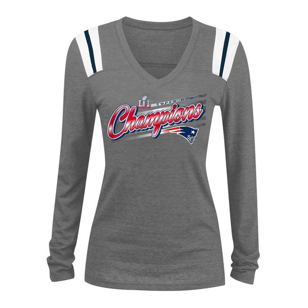 New England Patriots 5th & Ocean by New Era Women's Super Bowl LI Champions Chrome Graphics V-Neck Long Sleeve T-Shirt - Heathered Charcoal